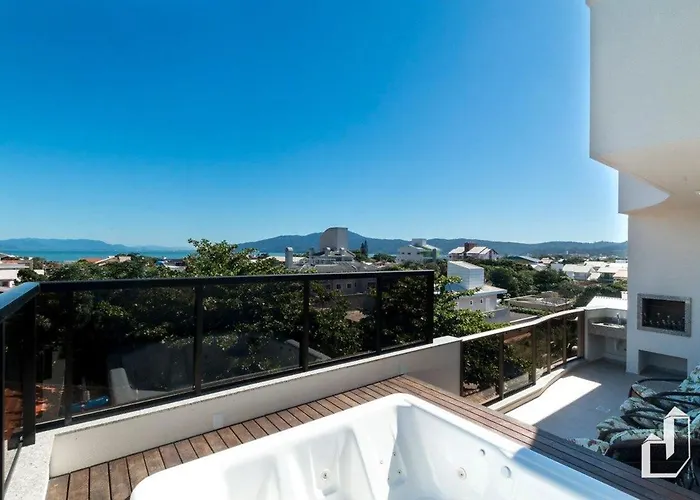 Cobertura Duplex com jacuzzi aquecida