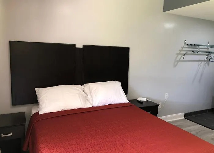 Bay Inn Hotel