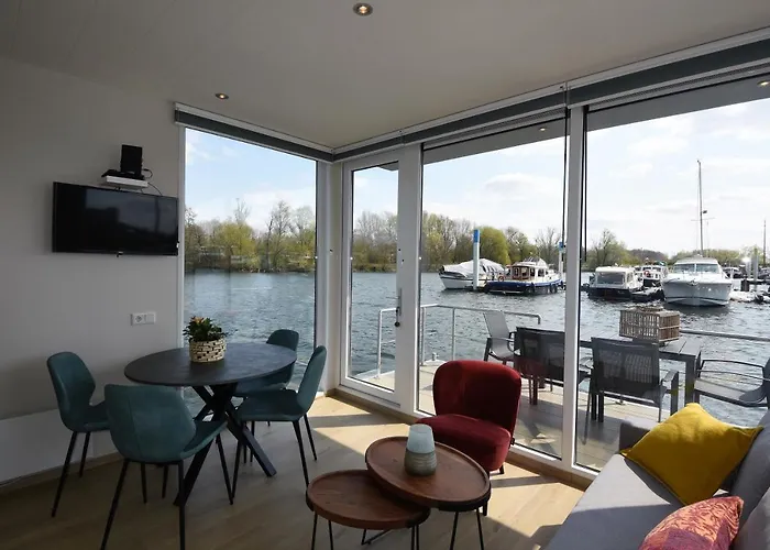 Floating Vacationhome Sylt