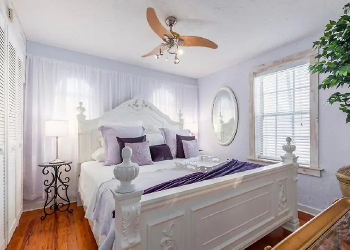 Tropical Designer House In Heart Of Antique Row Wpb
