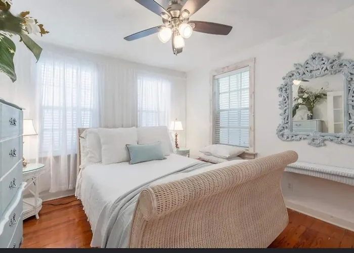 Tropical Designer House In Heart Of Antique Row Wpb
