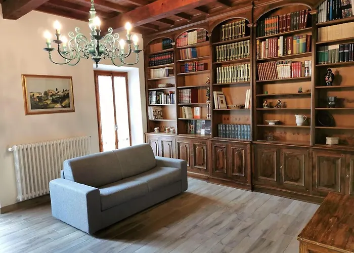 Casa Remo - Dolce Soggiorno Nella Piazza Di Greve