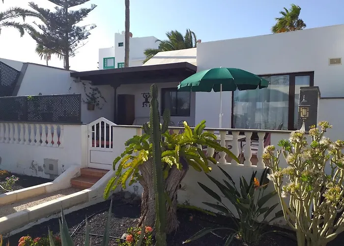 Bungalow Playa Bastian - Piscina Climatizada - Wifi - Playa 1 Min.