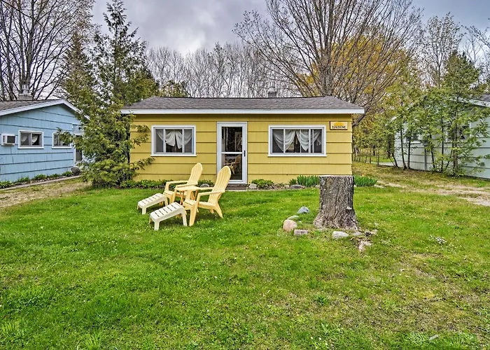 Day Trips To Boyne Mtn! Cabin Near Lake Charlevoix