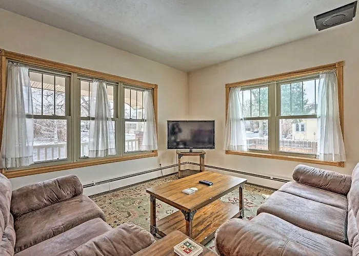 Laramie Home W/ Backyard < 1 Mi To Univ Of Wyoming