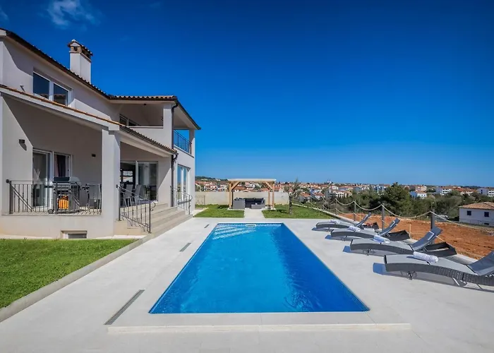 Villa Neo