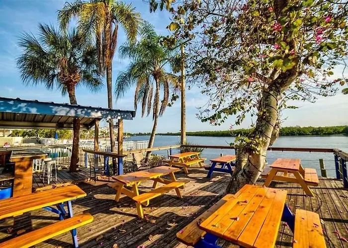 Little Harbor Resort #206 Tampa Bay Fl Beach, Bayview, 2 Pools