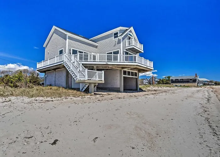 Romantic Retreat On The Sand: Cape Cod Beach House