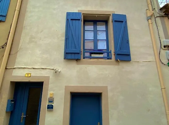 La Petite Maison Bleue