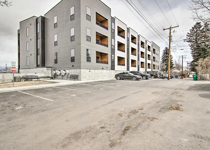 Chic Bozeman Apartment - 1 Block Off West Main St!