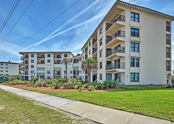 Oceanfront Ormond Beach Getaway W/ Balcony!