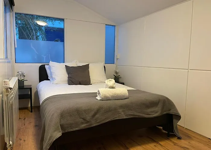 Garden View Prins Room