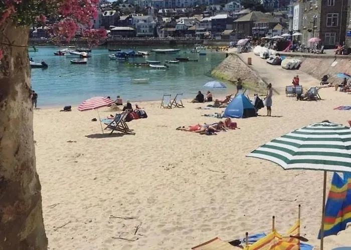 The Nest - St Ives