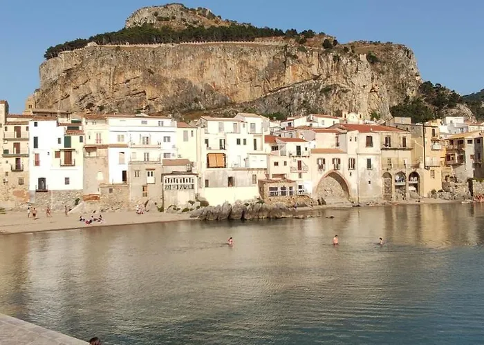 Duomo Rooms Cefalu