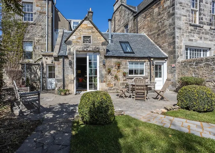 No1 Apartments & West Park House Bedrooms St Andrews - St Mary'S