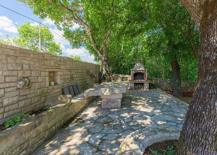 Holiday Home Ljiljana By Interhome