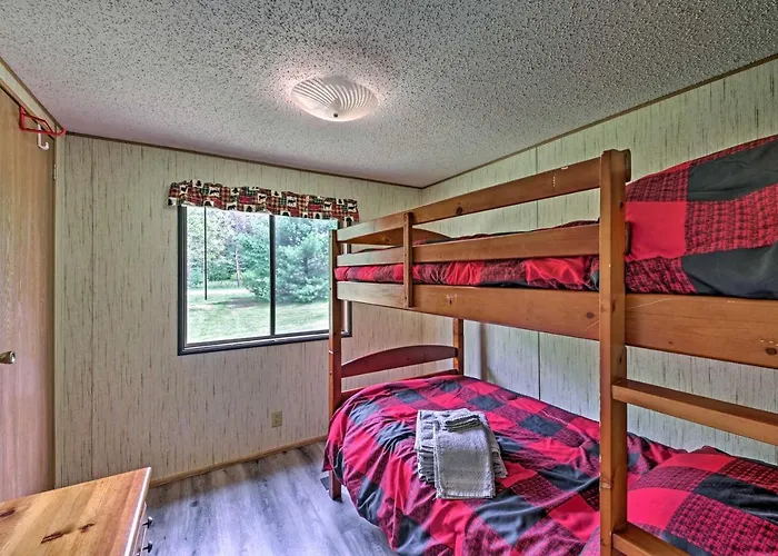 Secluded Woodsy Cabin: Hike, Fish, Hunt + Atv!