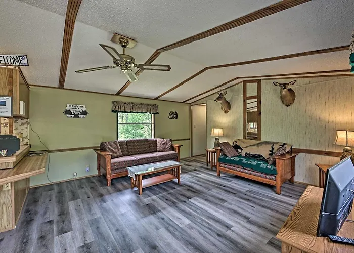 Secluded Woodsy Cabin: Hike, Fish, Hunt + Atv!