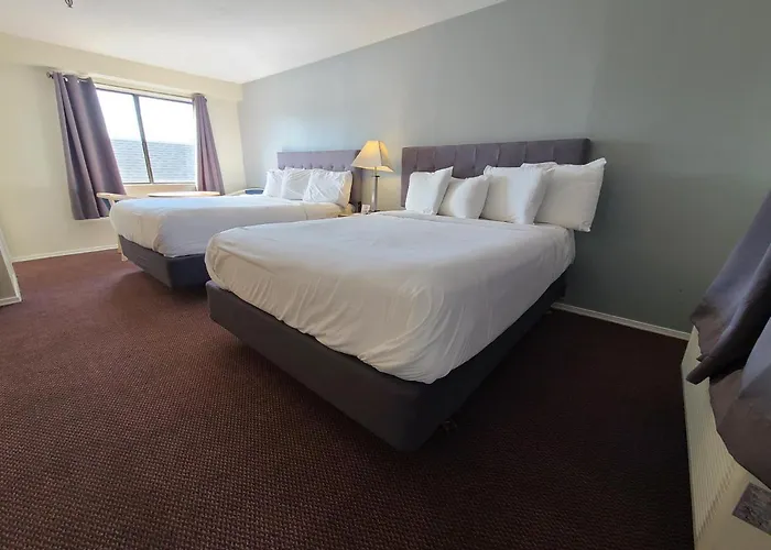 Hampton Harbor Motel