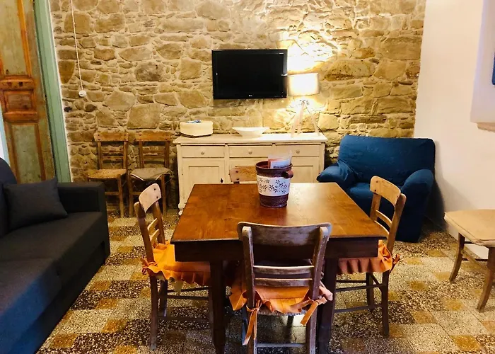 Casa Della Lampara