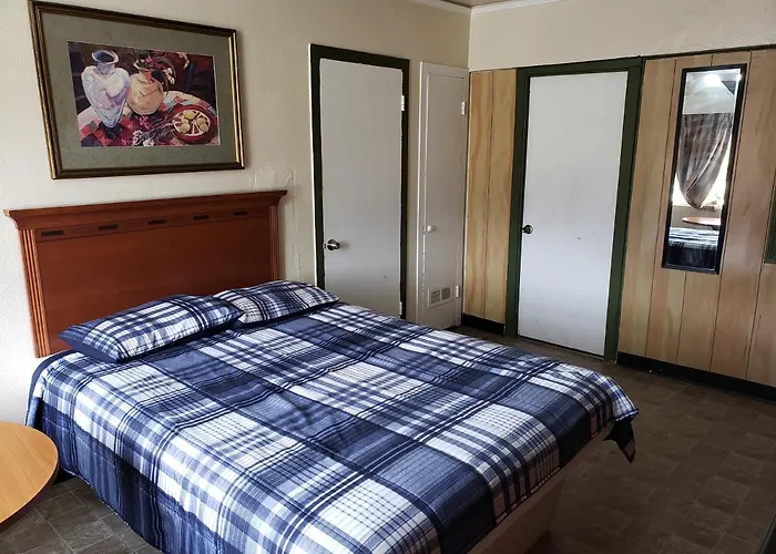 Gulf Crest Motel