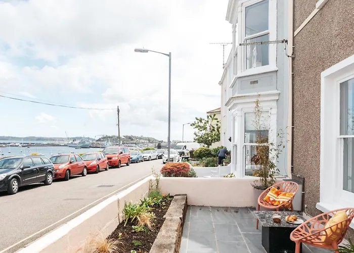 Stunning Views Over The Beautiful Falmouth Harbour