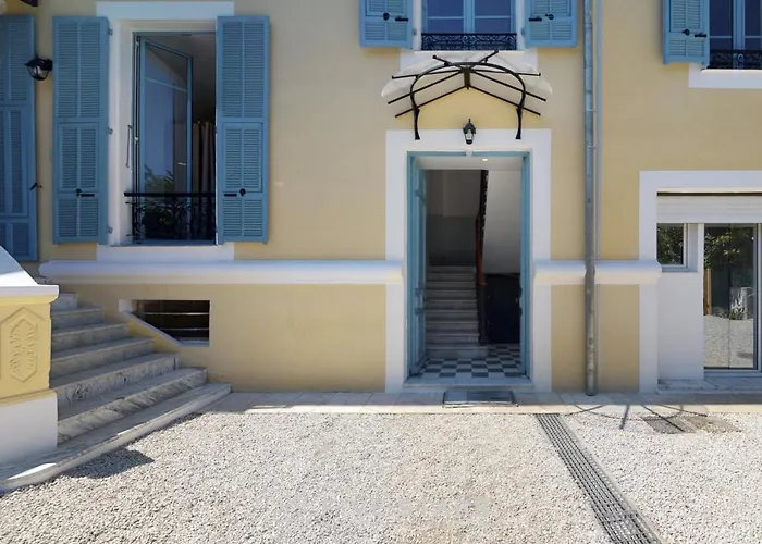Villa Capriciosa - Five Stars Holiday House