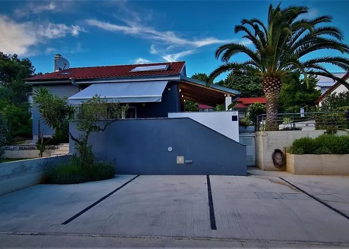 Villa Artaturi