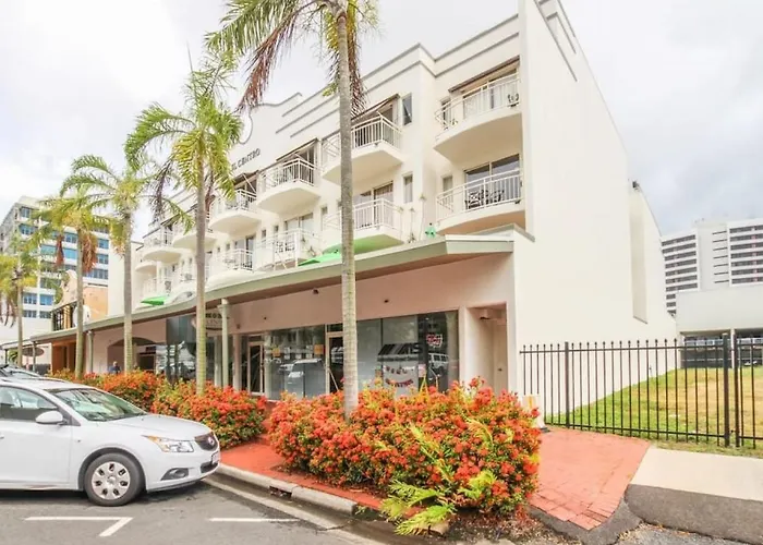 Inner City One Bedroom Apartment 27