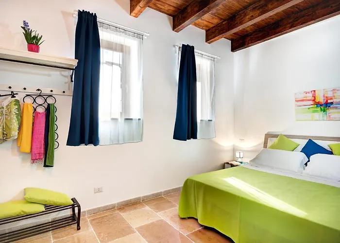 Casa Barone Con Giardino