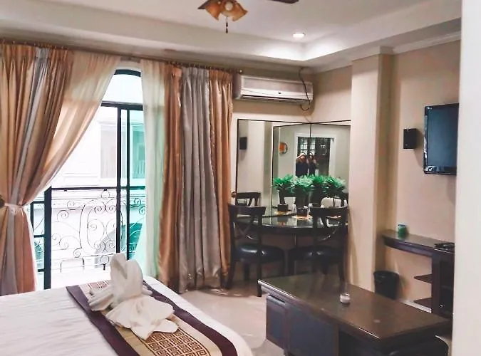 Bourbon St Apts Condo 30C