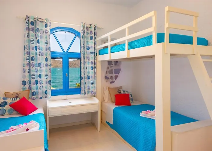 Eleftheria Sea Side Traditional House
