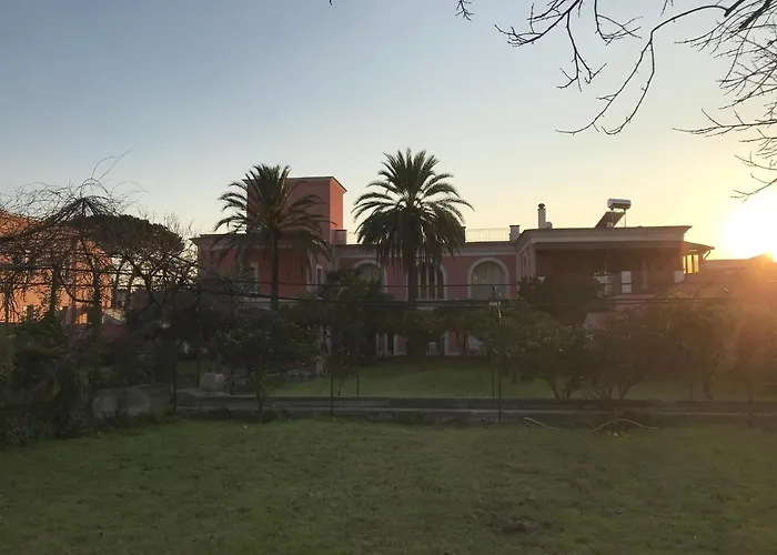 Villa Aura