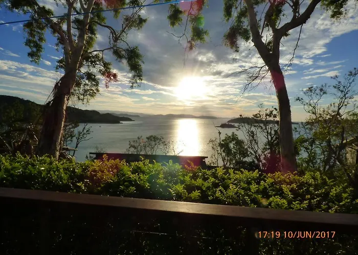 Compass Point 8