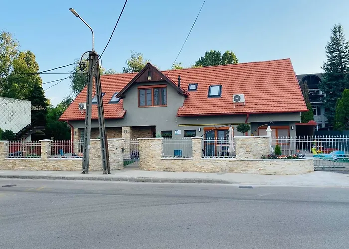 Linton Apartmanhaz - Siofok, Plazs