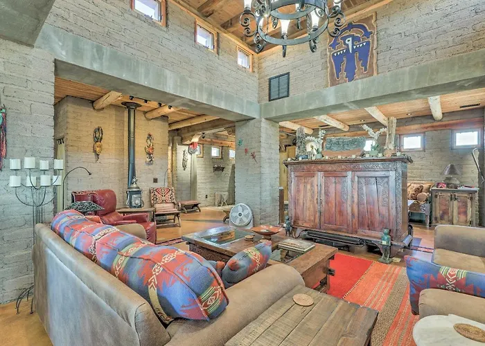 Luxe Home W/ Pool & Outdoor Kitchen In Phoenix!