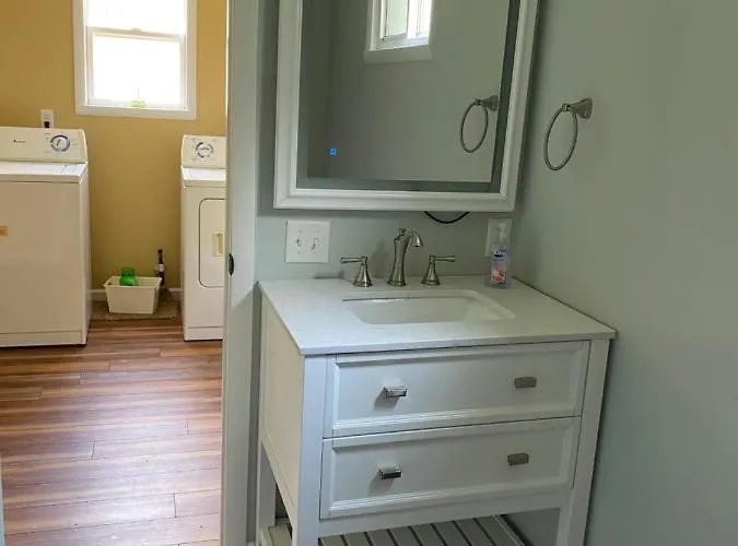 Cozy One Bedroom House