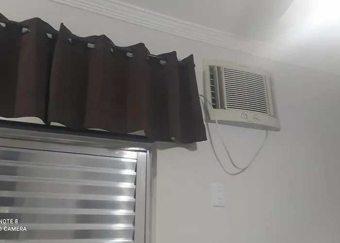 Pousada Quarto família ar, frigobar,wi fi