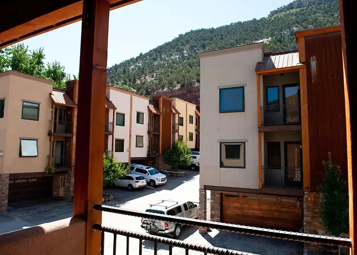 Crimson Cliffs Unit 5