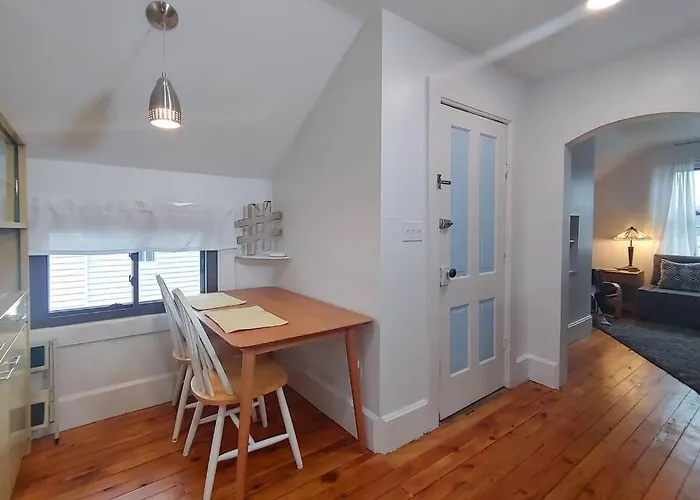 Historic W/Deck, King Bed & Air By Lake Michigan