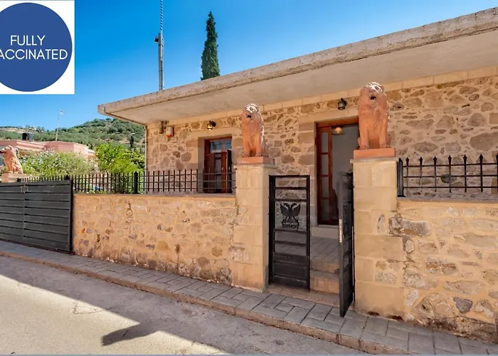 Villa Leonton With A Private Pool