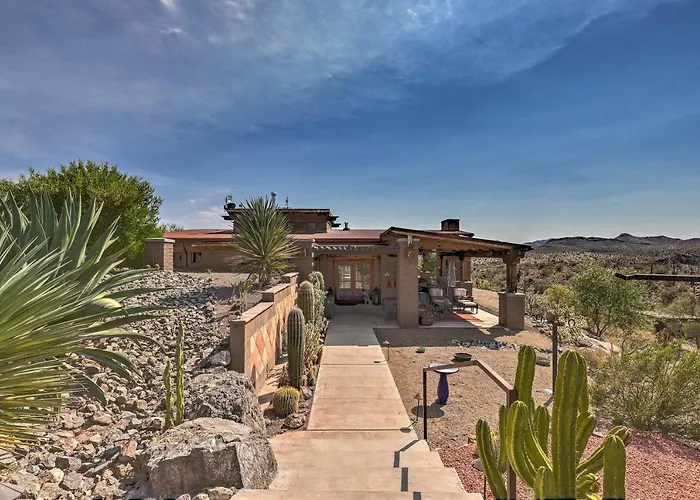 Luxe Home W/ Pool & Outdoor Kitchen In Phoenix!