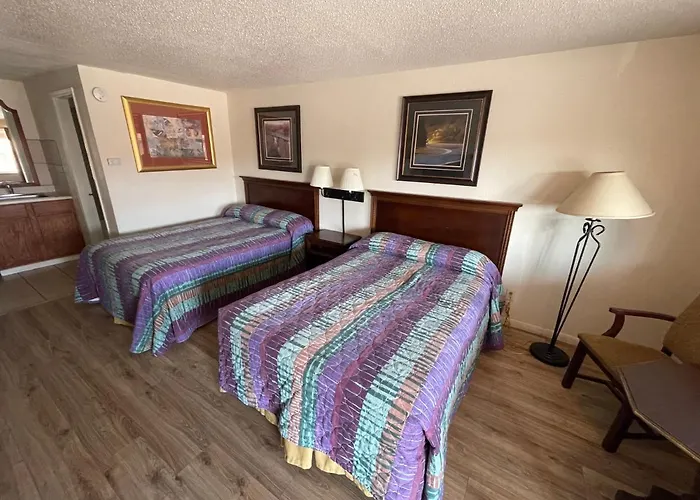 Round-Up Motel