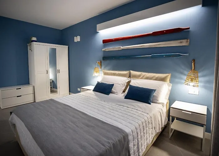 Acquaro Suite Apartments
