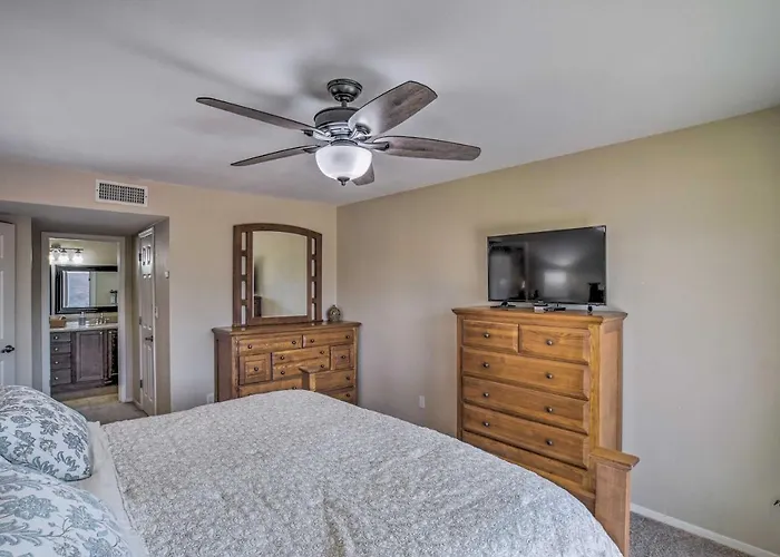 Patio + Yard: Pet-Friendly Gem In Litchfield Park!