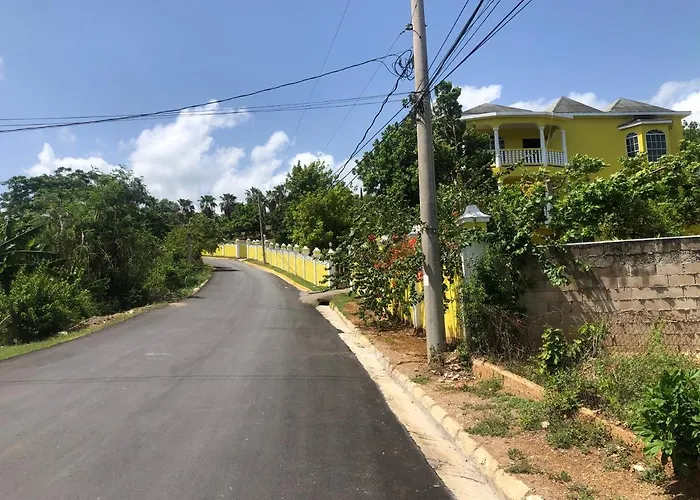 Pura Vida Jamaica