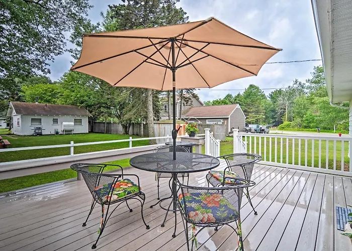 Lake Huron House W/ Grill + Beach Access!