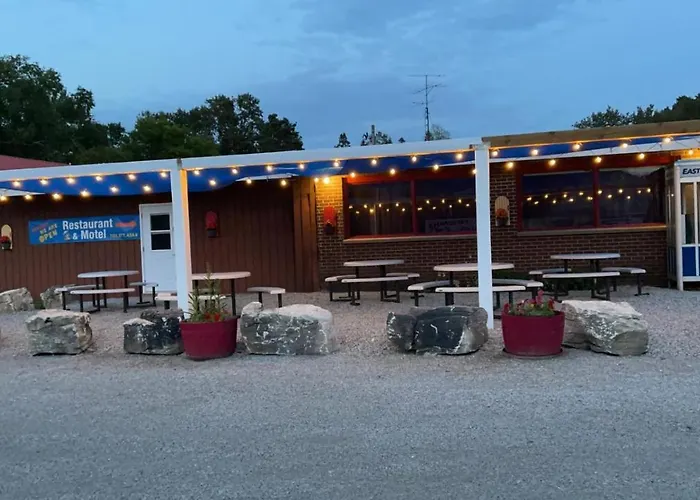 Huron Sands Motel And Restaurant