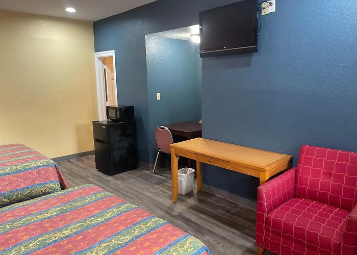 Kenwood Court Motel