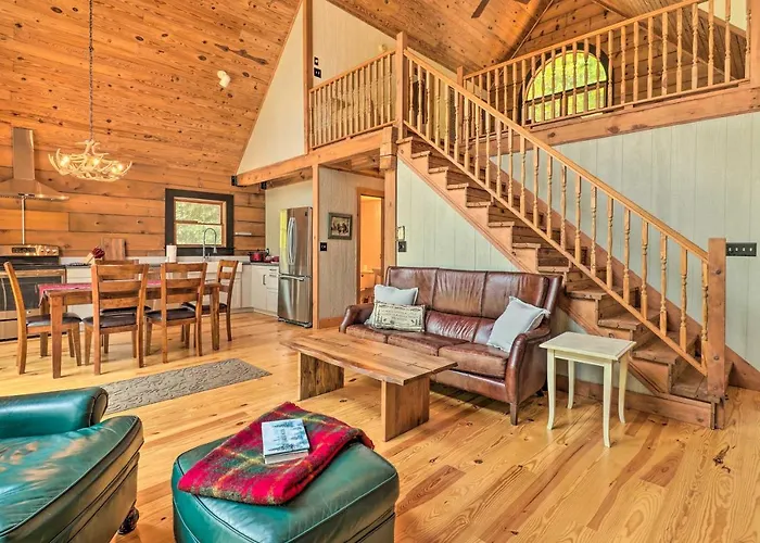 Game Room! Lakefront Family Cabin In Landrum